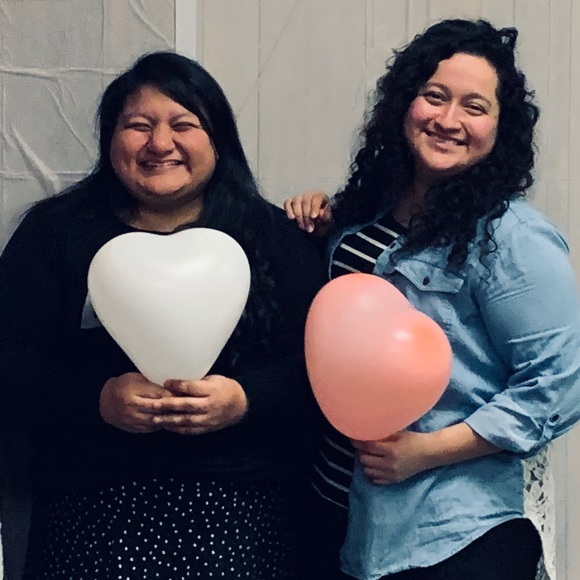 💫 Posh Ambassador 💞 Welcome to our Closet! - Picture 2 of 8